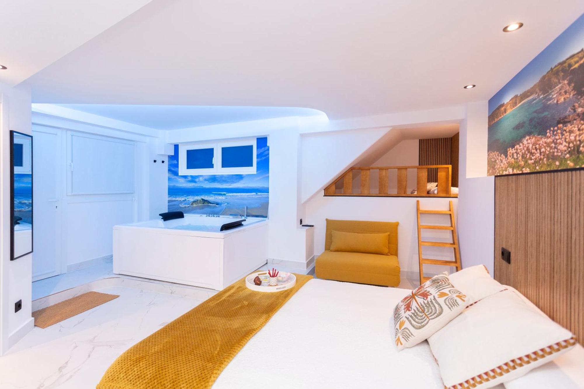 Apartamentos Triple M Malpica Bagian luar foto