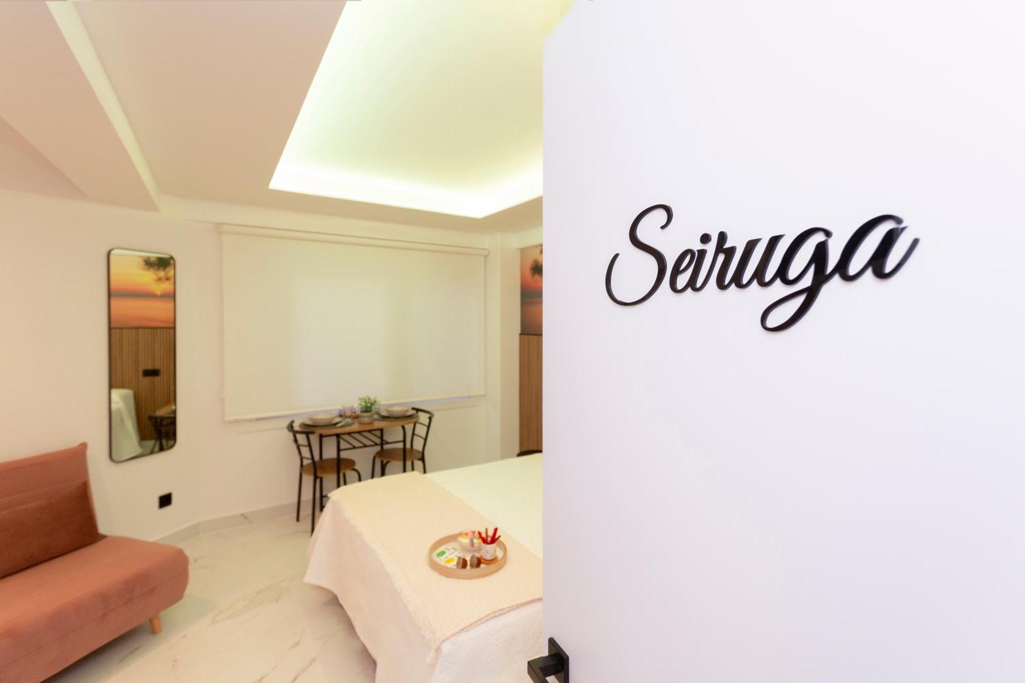 Apartamentos Triple M Malpica Bagian luar foto